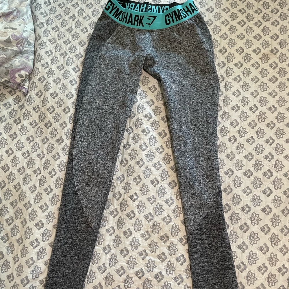 Gymshark grey and teal flex leggings